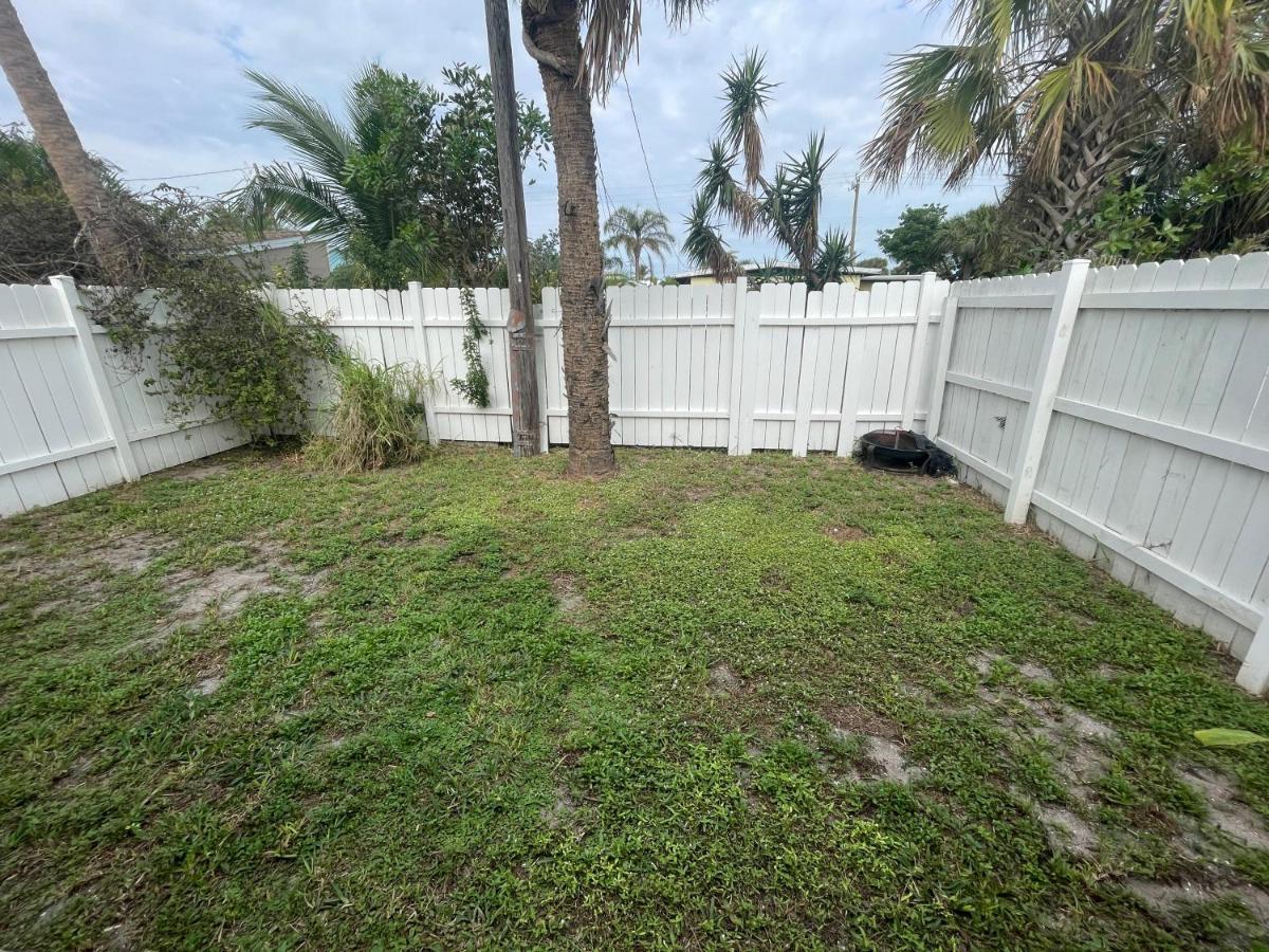 Beautiful Bright & Sparkling 2Bed 1Bath Beach Retreat - Unit 212 Cocoa Beach Exteriér fotografie